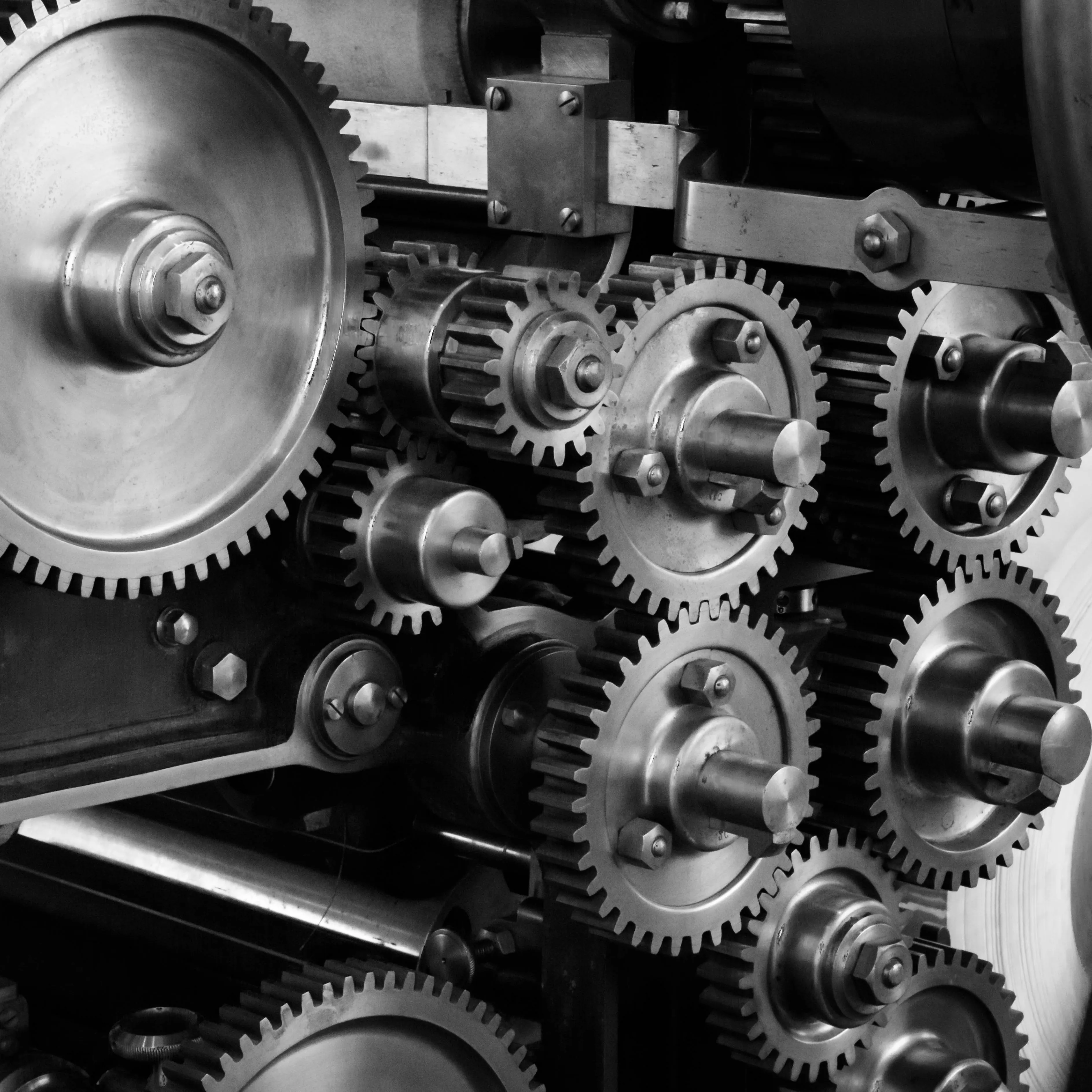 An photograph of machinery. Photograph adapted from orignal by Joe DeSousa via NegativeSpace.